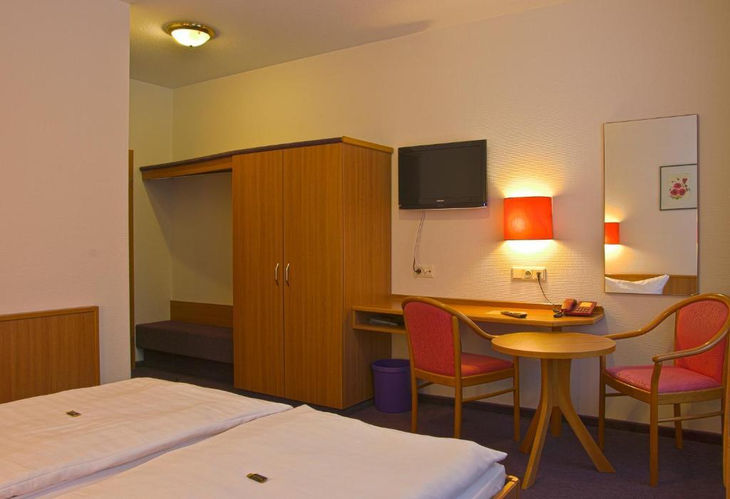 Hotel Park Eckersbach Zwickau Room photo