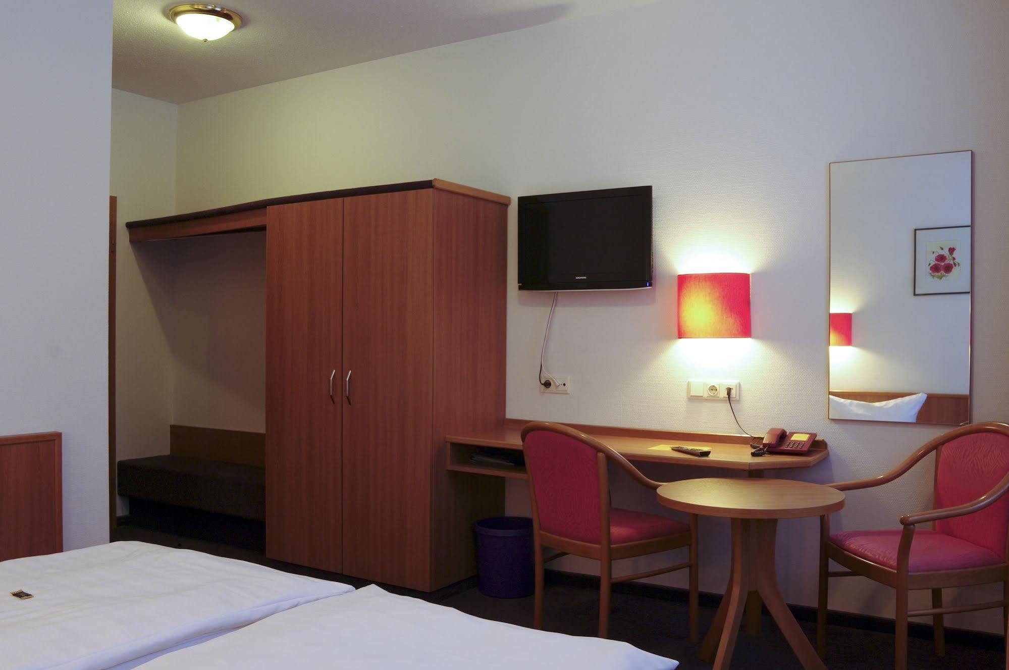 Hotel Park Eckersbach Zwickau Exterior photo